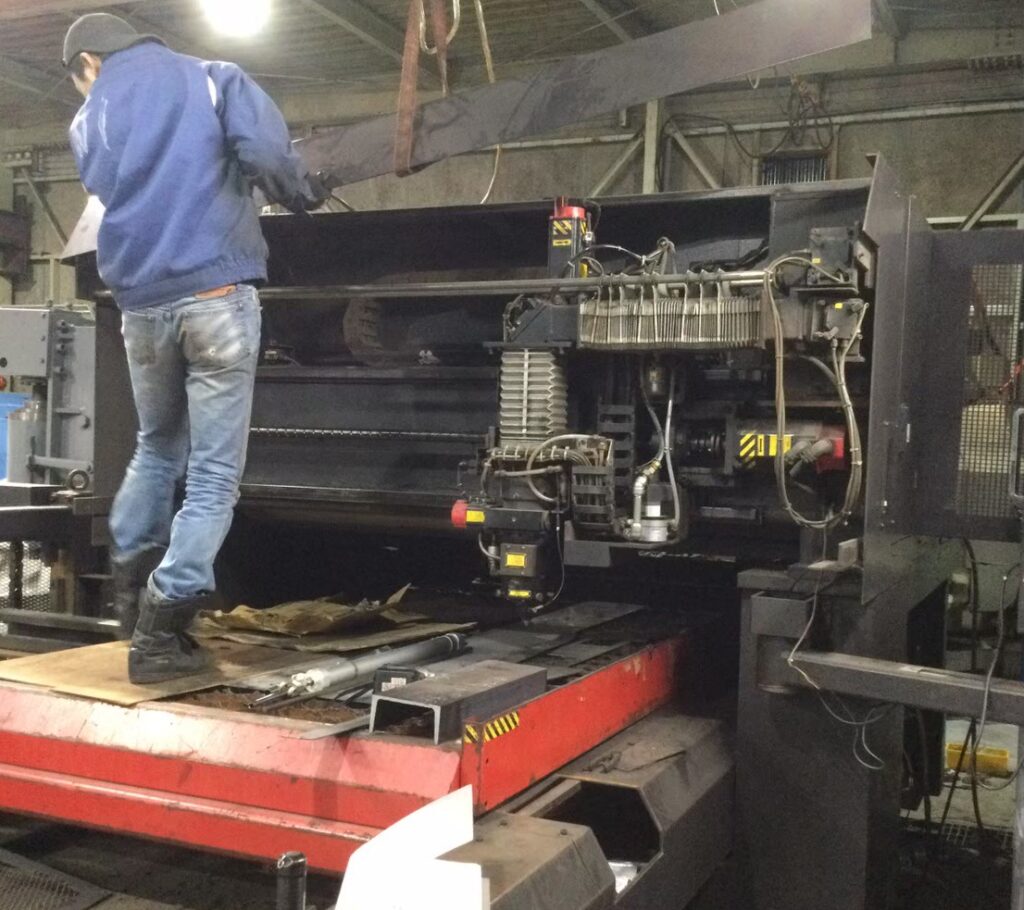 レーザー加工機 分解