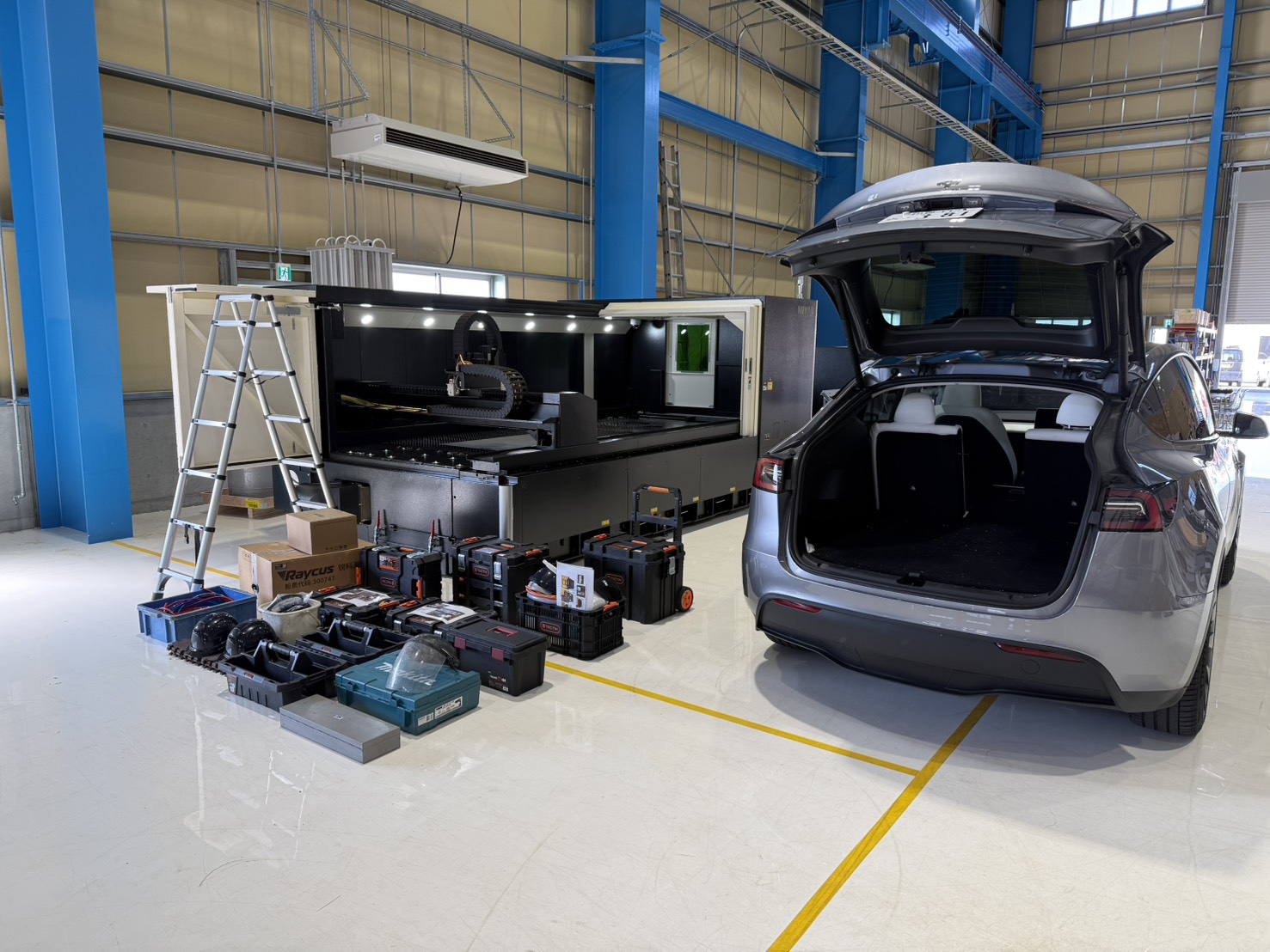 テスラという隕石